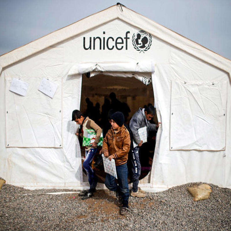 UNICEF-ov standardni višenamjenski šator Huggy od 24 m²