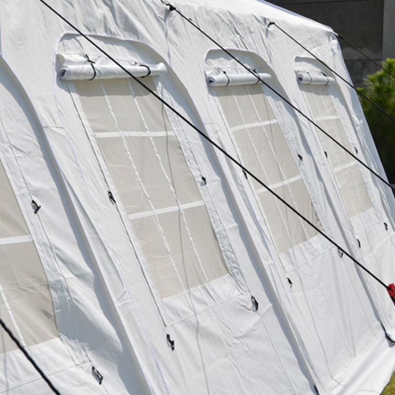 UNICEF-ov standardni višenamjenski protivpožarni Huggy šator od 42 m²