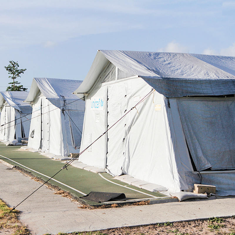 UNICEF-ov standardni višenamjenski šator od 72 m² koji se koristi za skladište, bolnicu, ambulantu, školu, ured