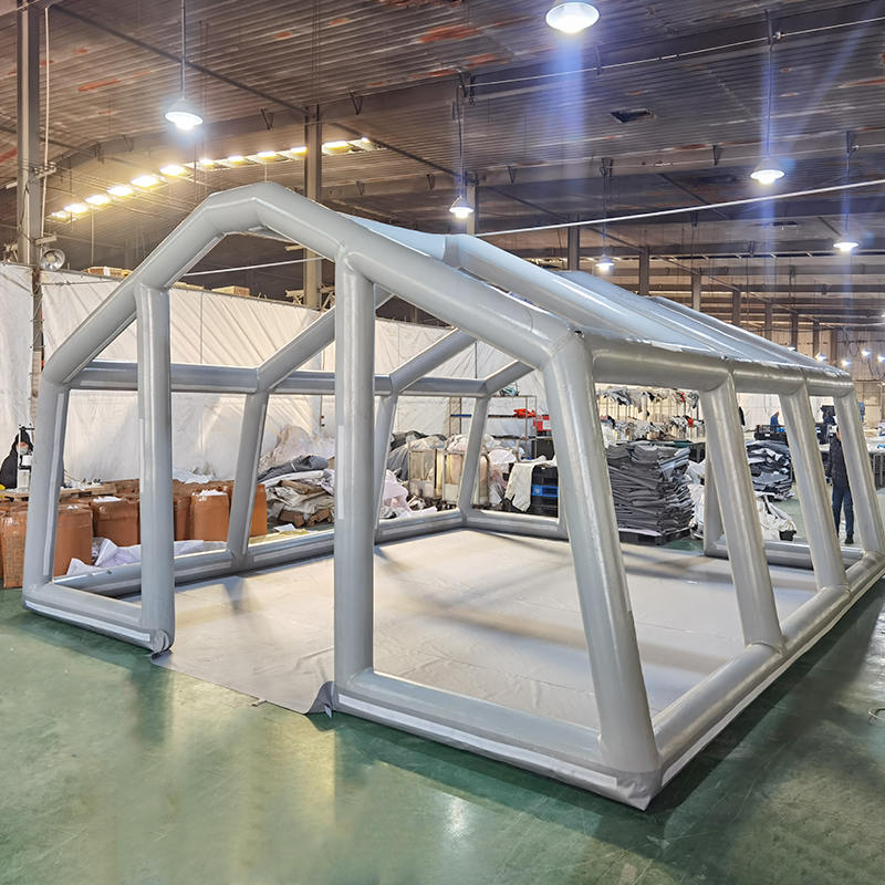 Višenamjenski šator na napuhavanje od 42 m² brzog postavljanja