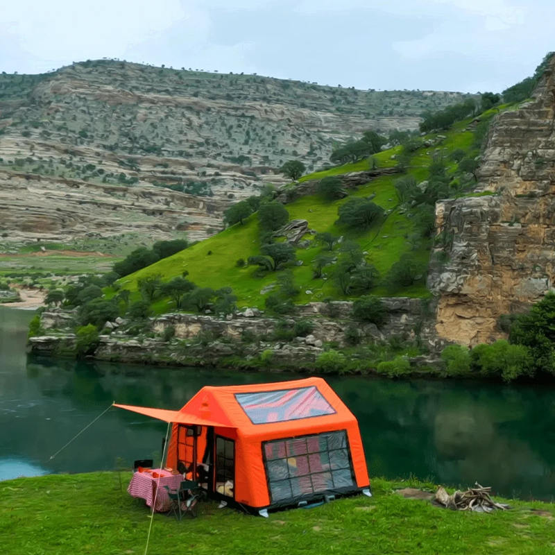 Panorama šator za kampiranje na napuhavanje za četiri godišnja doba za 8-10 osoba
